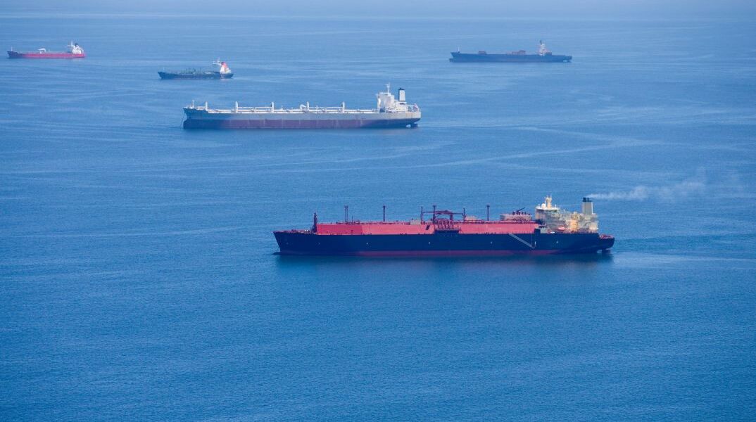 Δεξαμενόπλοία στην ανοικτή θάλασσα