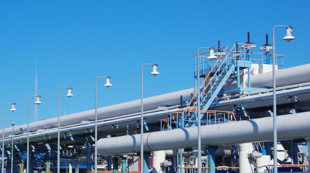 Δεξαμενές και αγωγοί φυσικού αερίου
