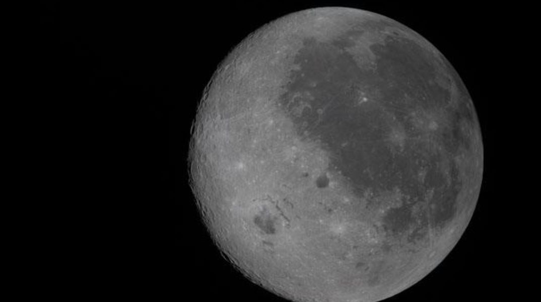 LIVE | Το Artemis II σπάει το ρεκόρ του Apollo 13 και ταξιδεύει τον άνθρωπο πιο μακριά από ποτέ