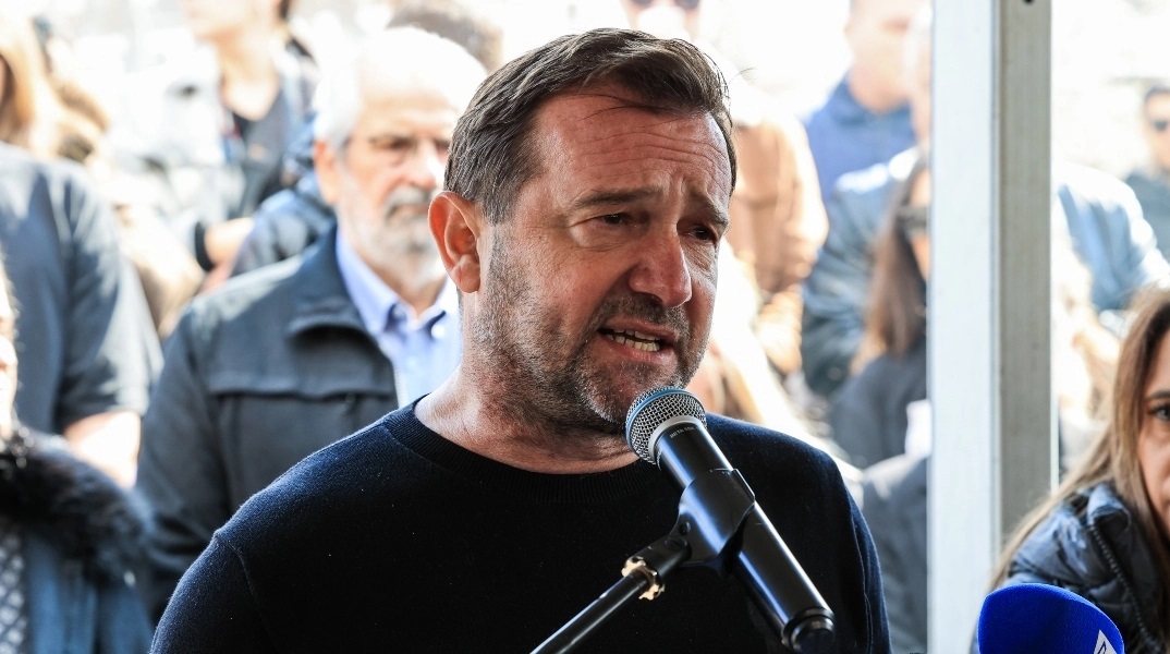 Πλακιάς: Τα 600.000 ευρώ από τη συναυλία τα χειρίζεται η Καρυστιανού - Δεν θα την ψηφίσω 