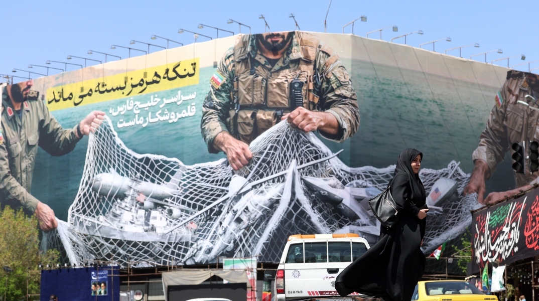 Το Ιράν απειλεί με «καταστροφικά» αντίποινα αν ο Τραμπ κάνει πράξη τις απειλές του	