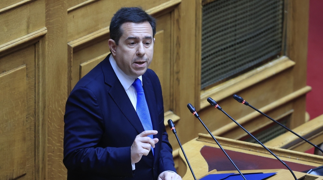 Μηταράκης: Κινήθηκα απολύτως στο πλαίσιο του συντάγματος και της πολιτικής μου δραστηριότητας	