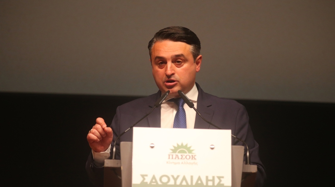 Παραιτήθηκε από το ΠΑΣΟΚ ο Αντώνης Σαουλίδης