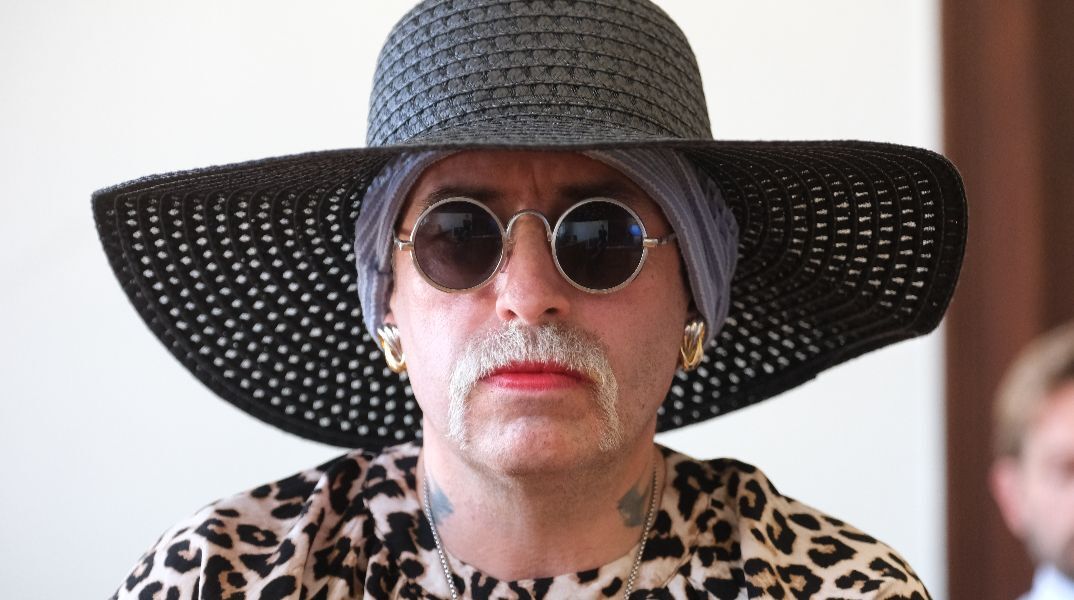 Νεοναζί που άλλαξε φύλο για να αποφύγει τη φυλάκιση συνελήφθη στην Τσεχία