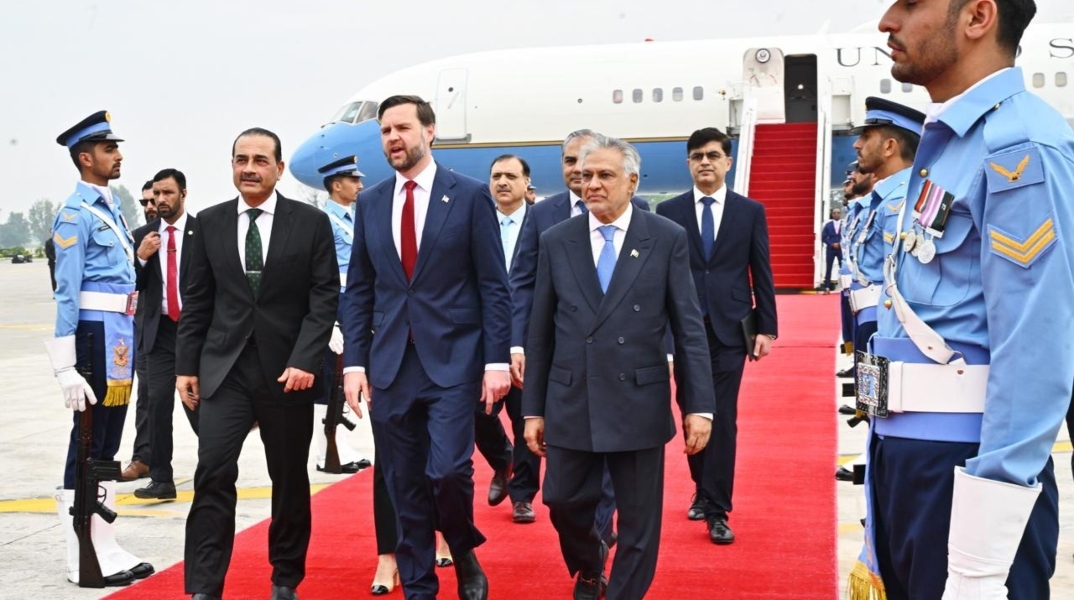 Συνομιλίες στο Πακιστάν: Στην ίδια αίθουσα οι αντιπροσωπείες ΗΠΑ και Ιράν -Συζητούν για Ορμούζ, πυρηνικά, Λίβανο