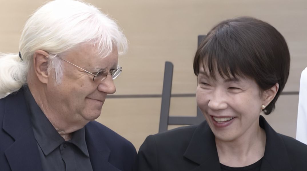 Οι Deep Purple στην Ιαπωνία, με την πρωθυπουργό Σανάε Τακαΐτσι τους υποδέχεται ως φαν