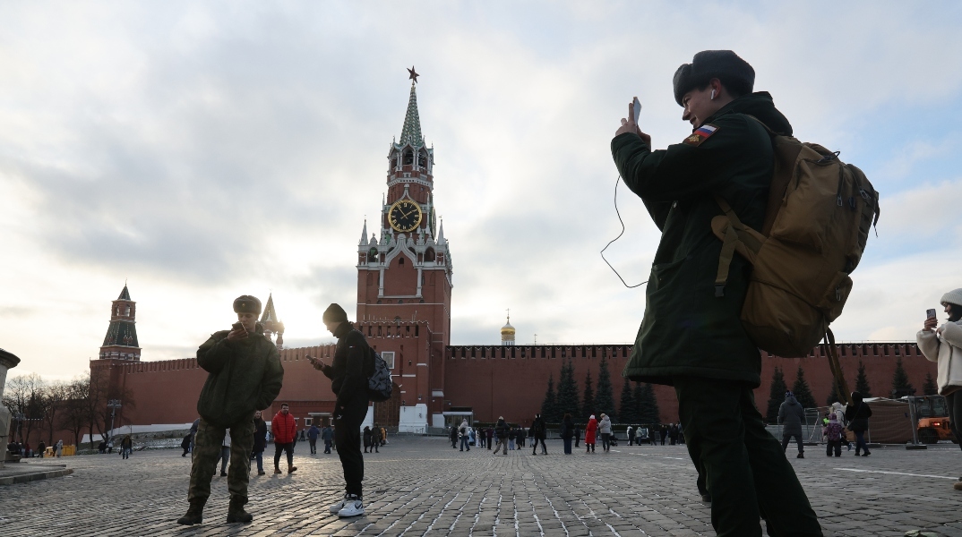 Το Κρεμλίνο διαβεβαιώνει τους Ρώσους ότι οι διακοπές του mobile internet είναι προσωρινές