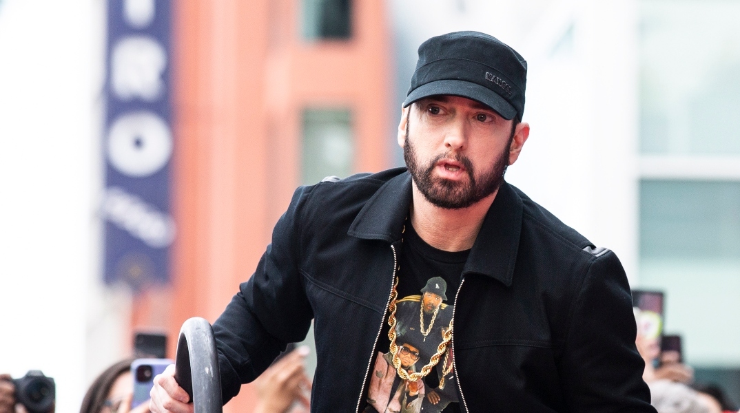 Παππούς για δεύτερη φορά ο Έμινεμ - Η θετή του κόρη απέκτησε το πρώτο της παιδί