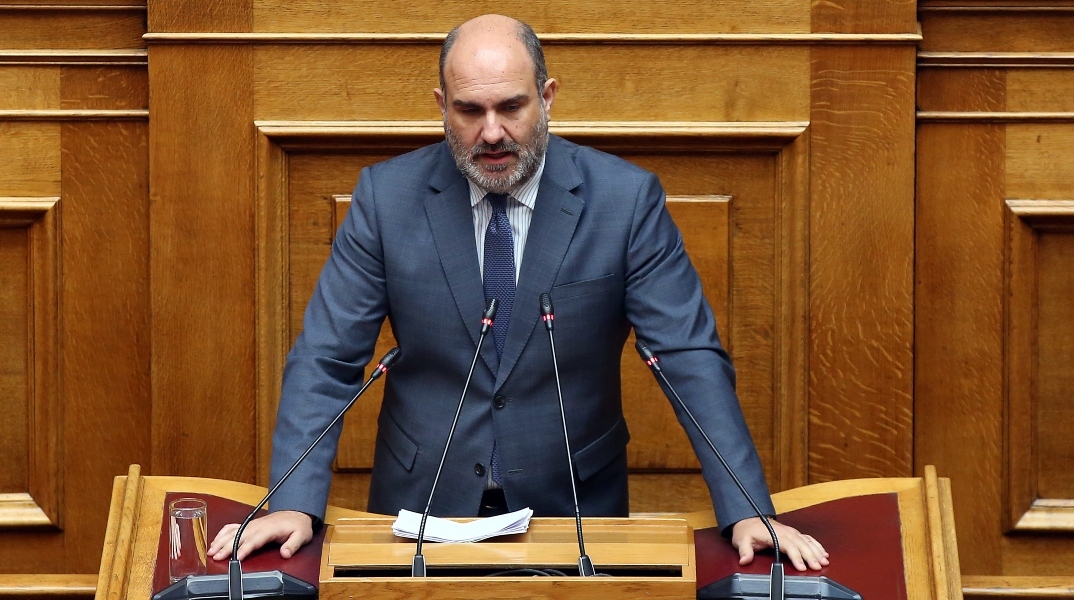 Διαψεύδει ο Μαρκόπουλος: Να ανασκευάσουν άμεσα όσοι λένε ότι δεν έχω πτυχίο