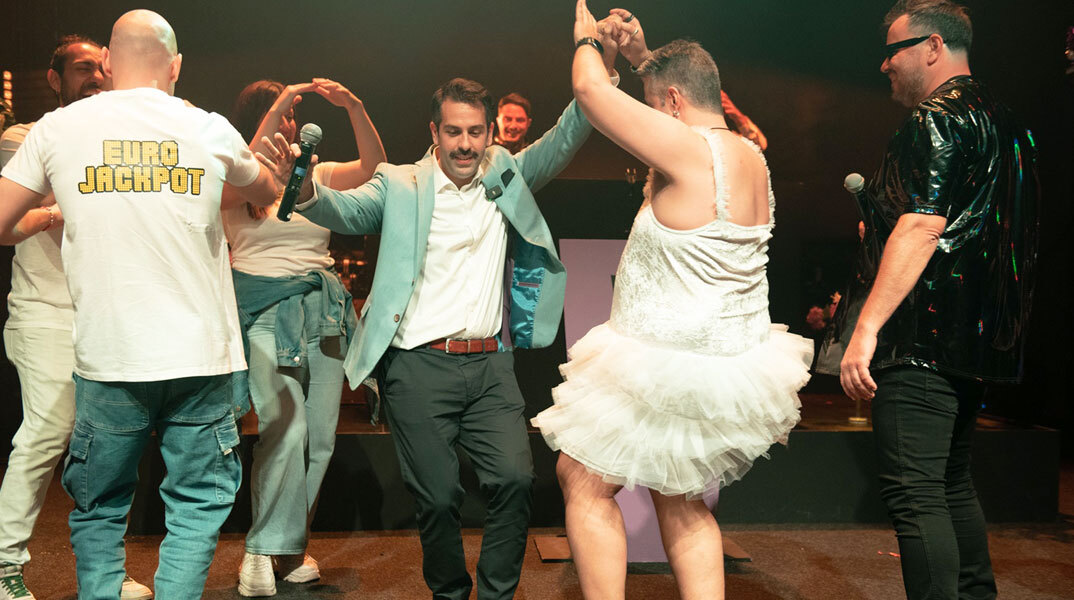 Ο Μάκης στο Fuzz Club | Κέρδισε το Εurojackpot