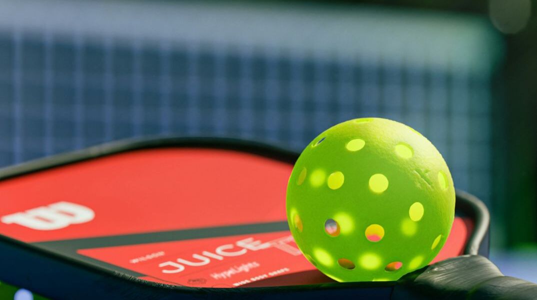 Ρομπότ νικά κορυφαίους παίκτες στο πινγκ πονγκ και γράφει ιστορία 