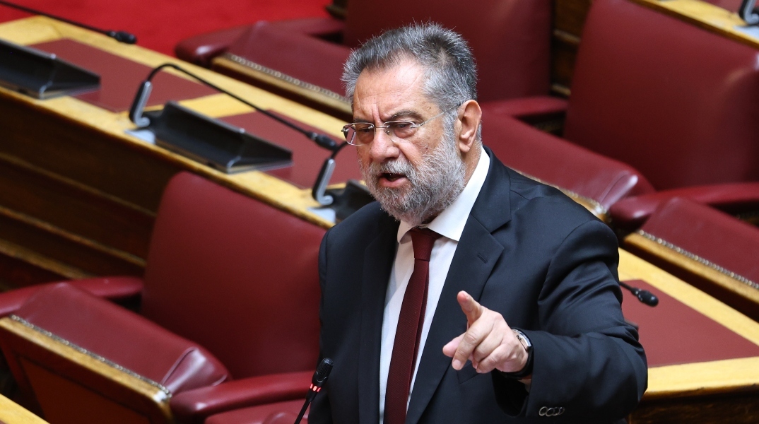 Και δεύτερος βουλευτής του ΣΥΡΙΖΑ ανακοίνωσε ότι πάει στο κόμμα Τσίπρα 