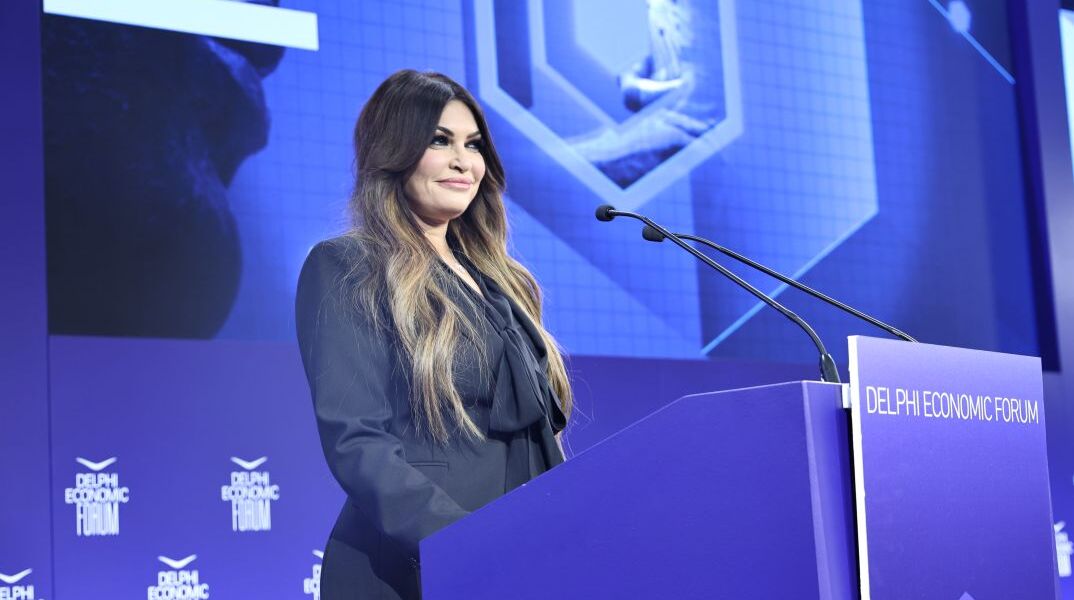 Η Κίμπερλι Γκίλφοϊλ στο Φόρουμ των Δελφών