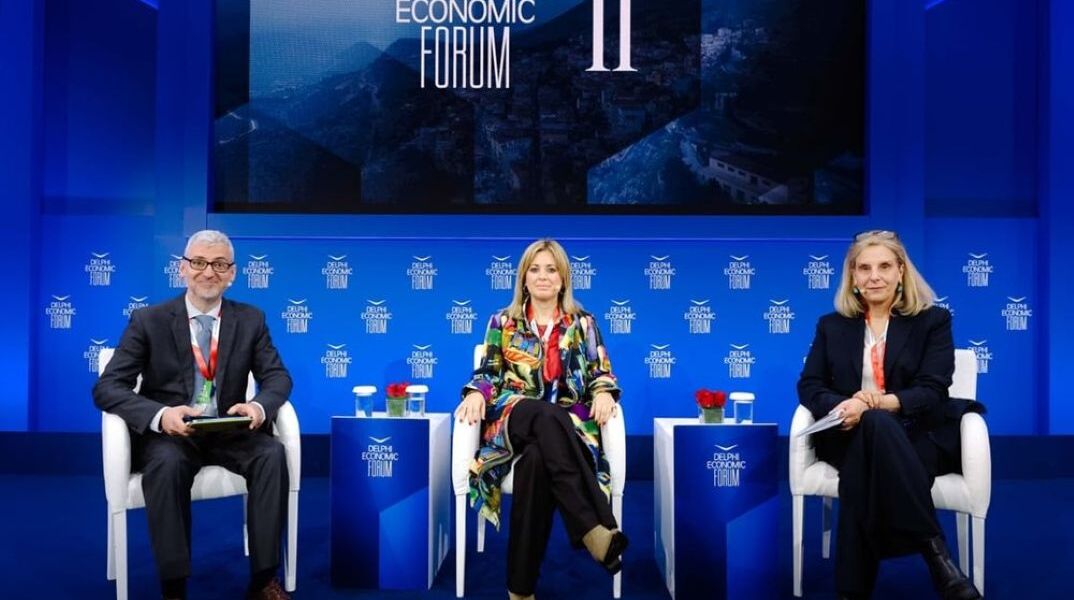 Ο Θανάσης Γεωργακόπουλος, η Σίσσυ Ηλιοπούλου και η Ελένη Μυριβήλη