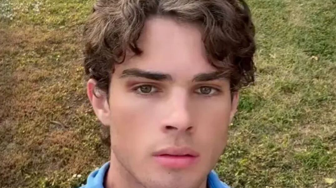 Ο ινφλουένσερ Clavicular