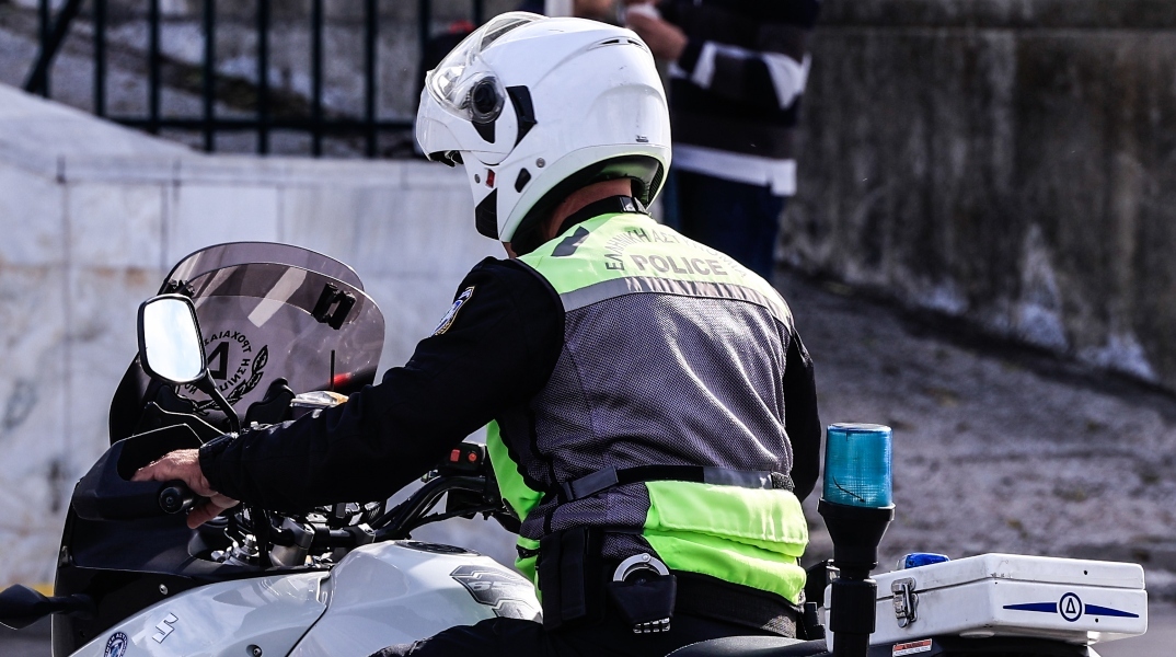 Συνελήφθη 12χρονος που λήστεψε πεζό με την απειλή μαχαιριού στην Πάτρα