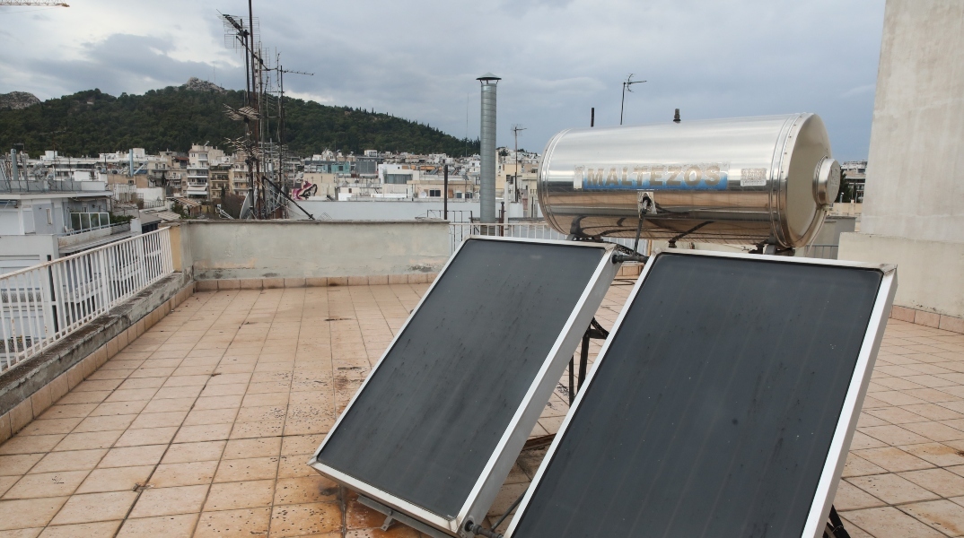 ΥΠΕΝ: Επιπλέον 37.000 νοικοκυριά στο «Αλλάζω Σύστημα Θέρμανσης και Θερμοσίφωνα»