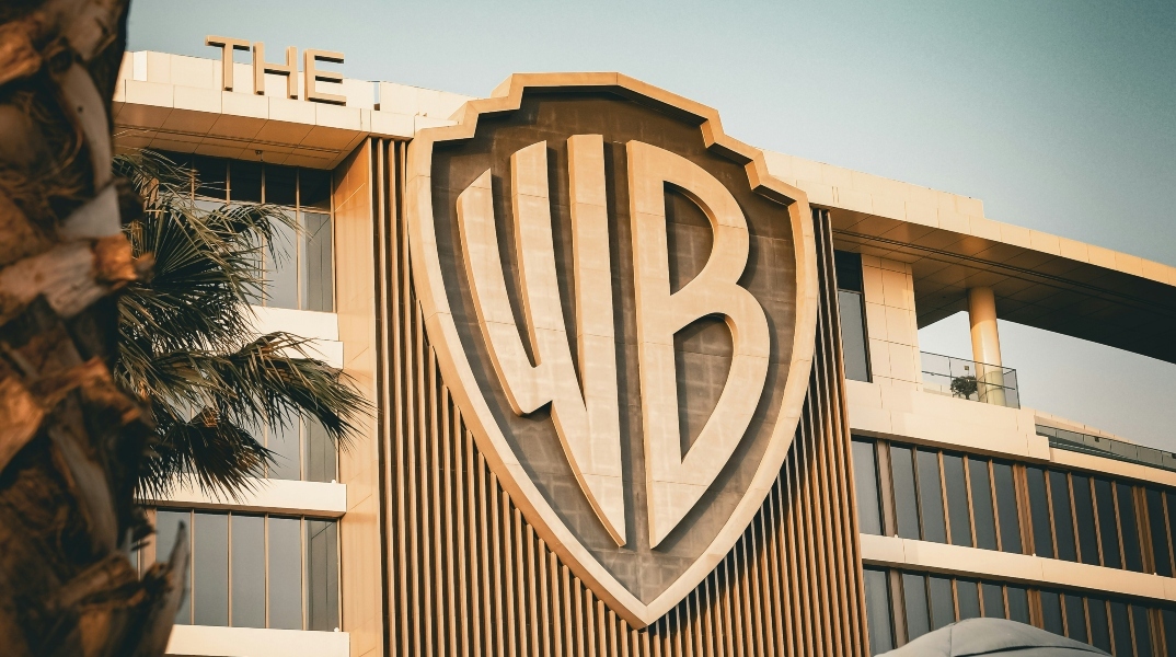 Warner Bros Discovery: Εγκρίθηκε η εξαγορά της από την Paramount