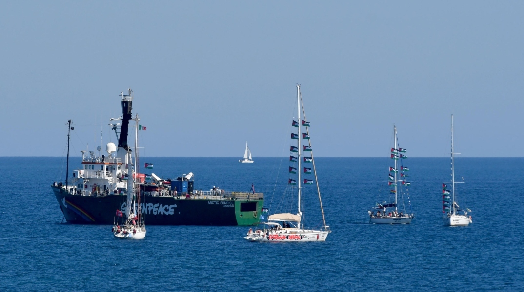 Global Sumud Flotilla: Στόλος με ανθρωπιστική βοήθεια για τη Γάζα αναχώρησε από τη Σικελία	