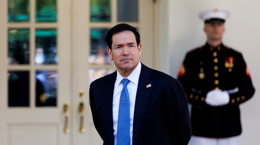 Ο ΥΠΕΞ των ΗΠΑ Ρούμπιο χαρακτηρίζει τον αποκλεισμό του Στενού του Χορμούζ «οικονομικό πυρηνικό όπλο»	