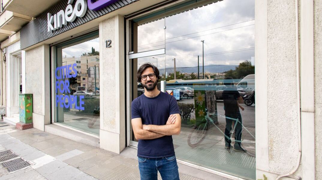 O Αδάμ Μαρκάκης