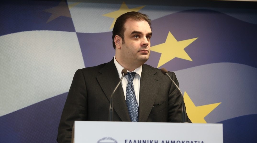 Πιερρακάκης προς ΝΣΚ: Επιτάχυνση διαδικασιών για τα θύματα σε Μάτι, Μάνδρα και Τέμπη 