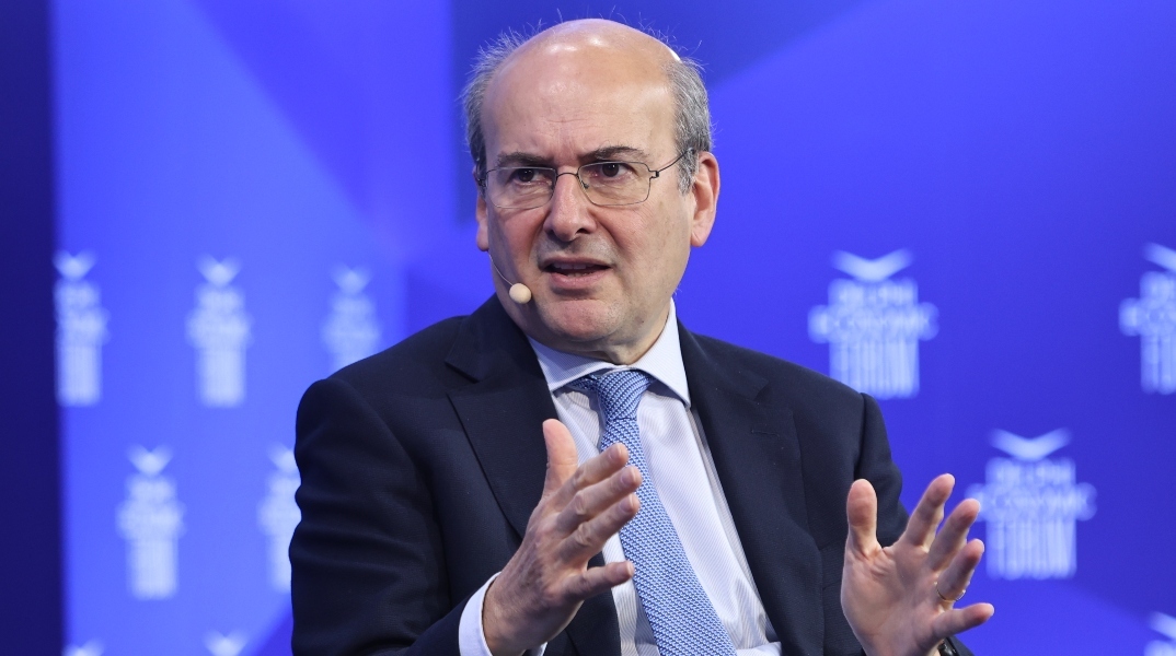 Κ. Χατζηδάκης: Πέντε αριστοτελικές αρχές απέναντι στα άκρα και τις ακρότητες