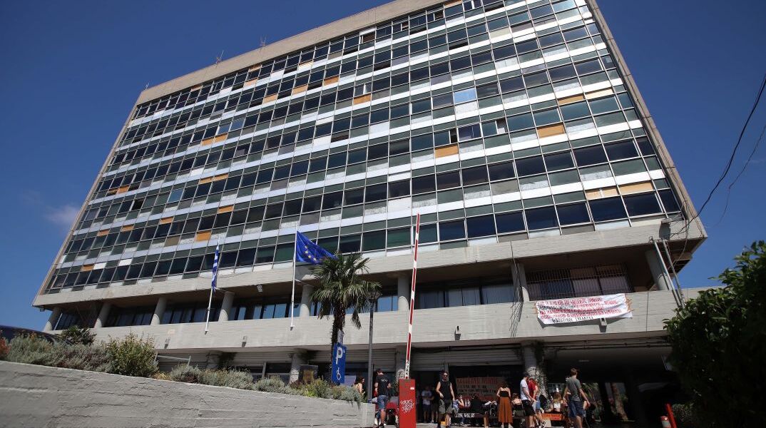 H πρυτανεία του ΑΠΘ