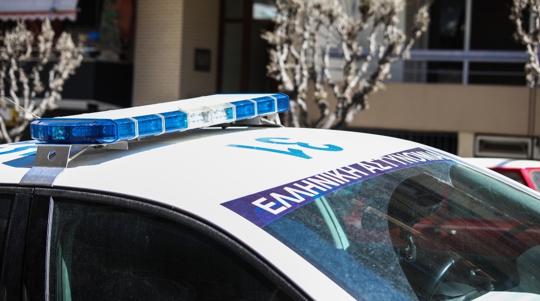 Πτώμα άνδρα σε προχωρημένη σήψη εντοπίστηκε σε αποθήκη στην Βάρδα Ηλείας