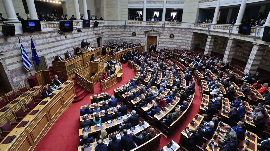 Τροπολογία του υπουργείου Δικαιοσύνης: Εντός 3 μηνών θα παραπέμπονται σε δίκη τα πολιτικά πρόσωπα