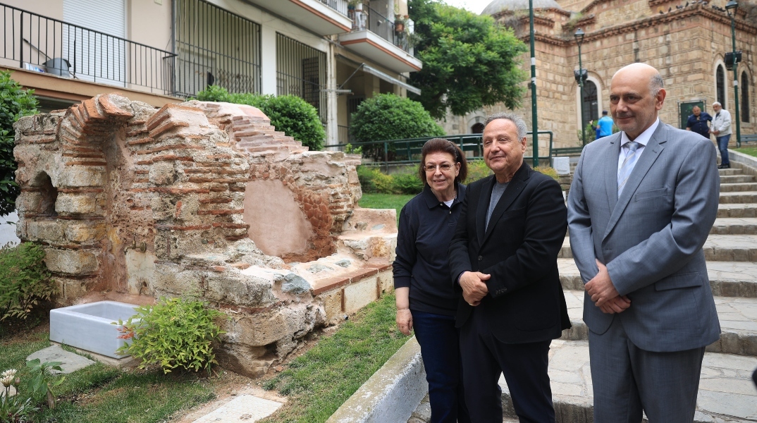 Μενδώνη: Το νερό που ρέει ξανά στις κρήνες της Άνω Πόλης Θεσσαλονίκης ως αντίδοτο στην τοξικότητα των καιρών μας