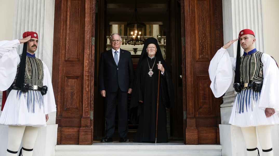 Ο Οικουμενικός Πατριάρχης Βαρθολομαίος συναντήθηκε με τον Πρόεδρο της Δημοκρατίας