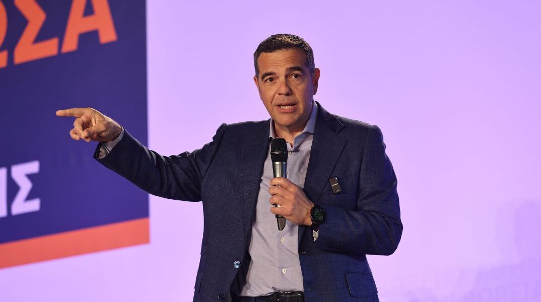Τσίπρας από Χαλάνδρι: «Τον Ιούνιο οι ανακοινώσεις για το νέο κόμμα»
