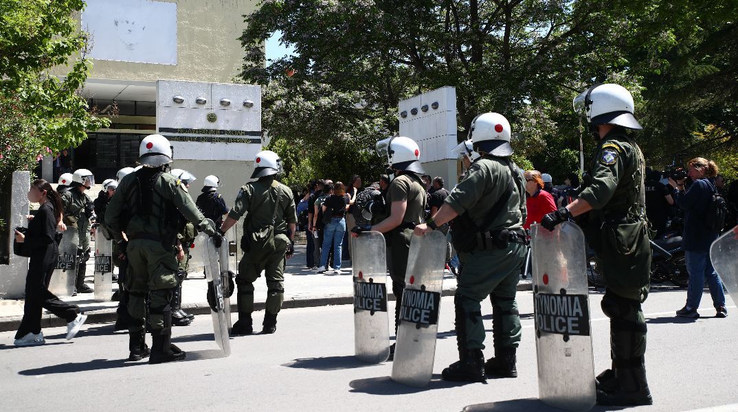Αυτεπάγγελτη έρευνα για τα επεισόδια στο ΑΠΘ, ελεύθεροι οι 39 προσαχθέντες 