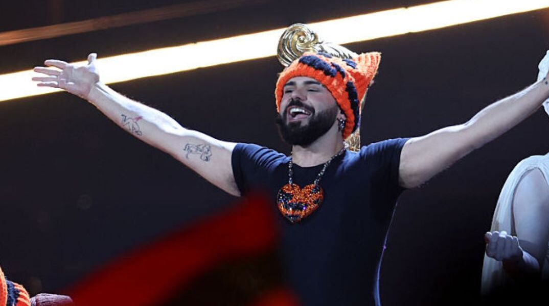 Εurovision 2026: Ο Aκύλας «κατεδάφισε» την σκήνη στη Βιέννη με το Ferto