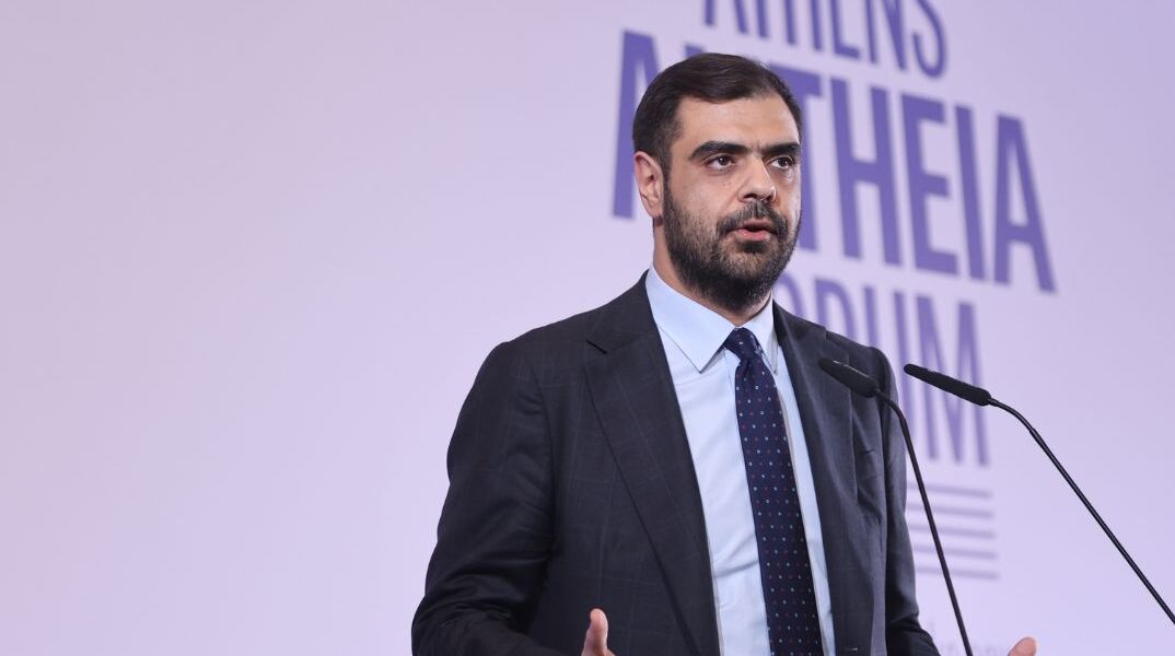 Μαρινάκης κατά ΠΑΣΟΚ: «Πετούν λάσπη γιατί δεν απαντούν για το 1,2 εκατ. του Ανδρουλάκη»