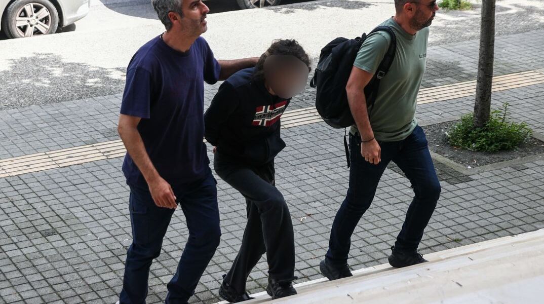 Δολοφονία στα Κύμινα Θεσσαλονίκης: Προφυλακίστηκε ο 43χρονος κατηγορούμενος ως συνεργός