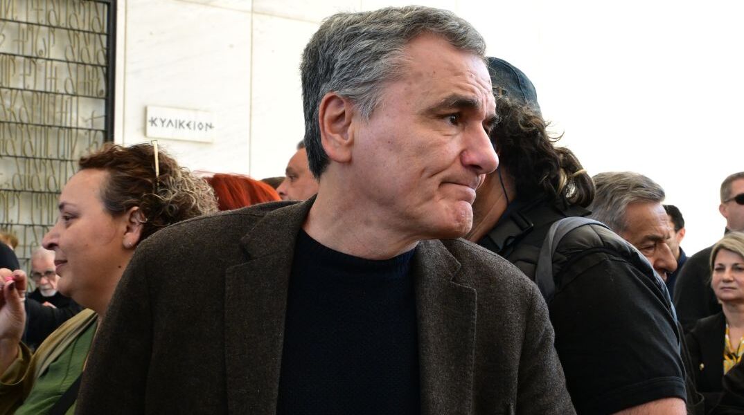 Τσακαλώτος για Τσίπρα: «Είναι αριστερός ανάλογα με τη μέρα που θα τον ρωτήσετε»