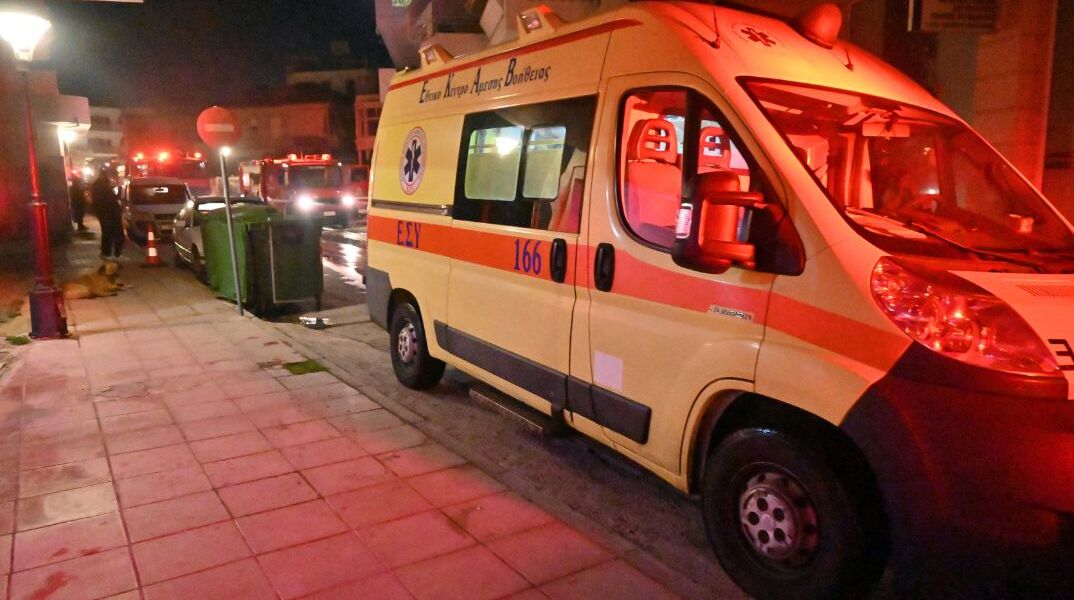 Θεσσαλονίκη: Καταδικάστηκε 69χρονος που επιτέθηκε σε διασώστες του ΕΚΑΒ όταν πήγαν να τον βοηθήσουν