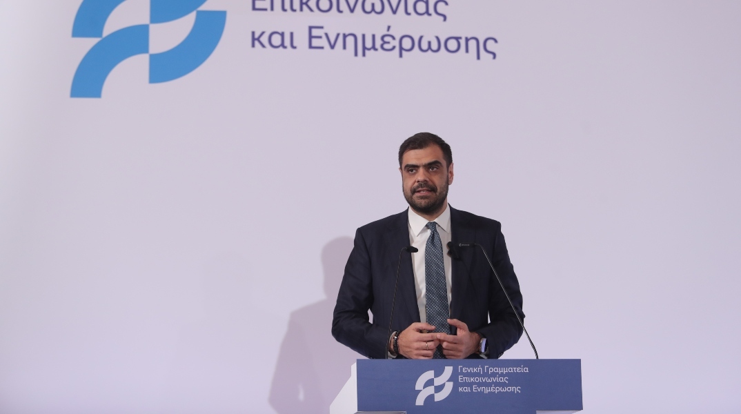 Π. Μαρινάκης: Νέα λεωφορεία, 150 ευρώ στις οικογένειες και βαρέα στους υγειονομικούς	