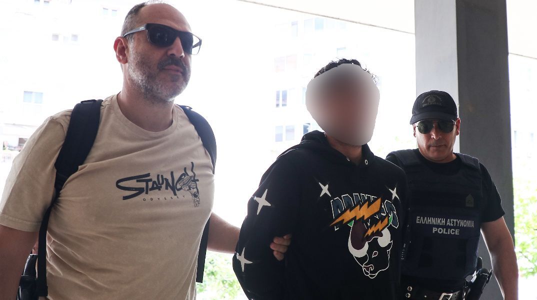 Θεσσαλονίκη: Δίωξη για ανθρωποκτονία με δόλο στον 30χρονο για τη δολοφονία του 67χρονου πατέρα του