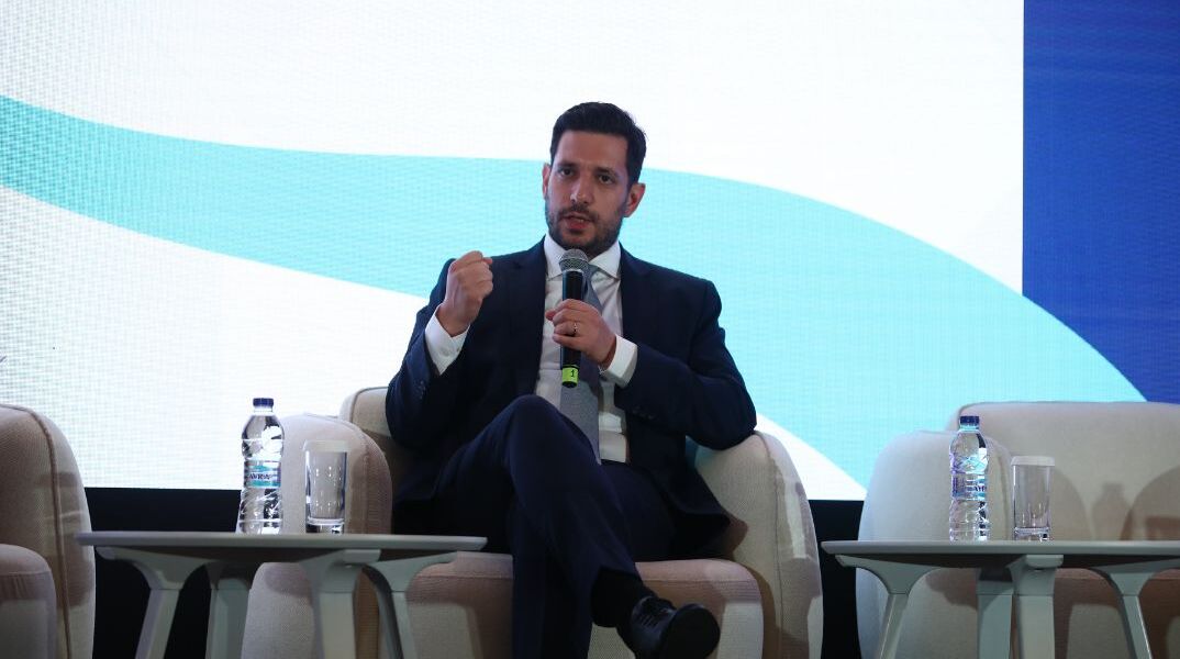 Κ. Κυρανάκης: Συνεργασία με δήμους και εθελοντές για καθαρούς σταθμούς στον ΗΣΑΠ