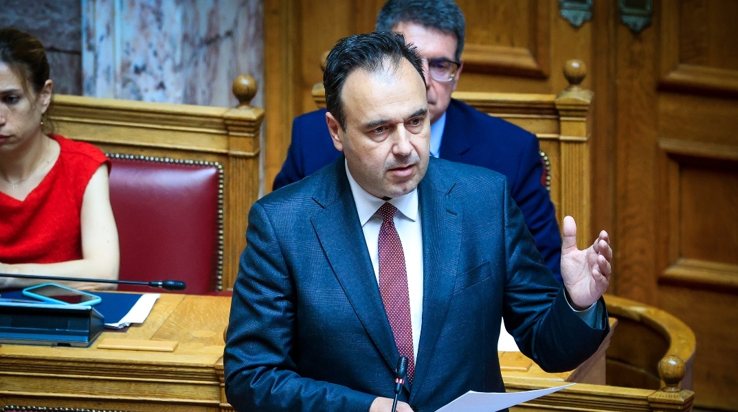 Παπαστεργίου: Απολύτως ψευδή δημοσιεύματα για ψεύτικες κλήσεις από κάμερες