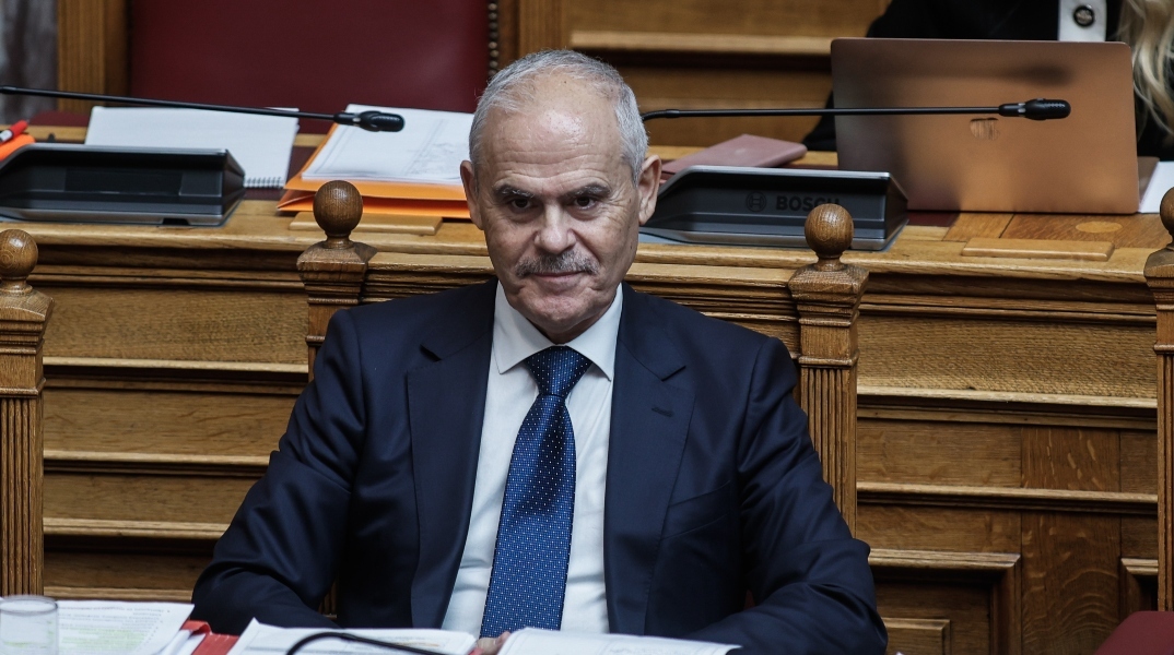 Συλλυπητήρια Τασούλα για τον θάνατο του υφυπουργού Περιβάλλοντος Νίκου Ταγαρά	