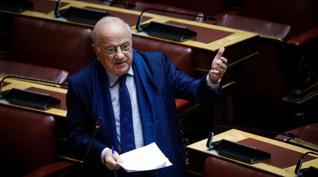 Πέθανε σε ηλικία 75 ετών ο δημοσιογράφος και πρώην βουλευτής του ΣΥΡΙΖΑ, Νάσος Αθανασίου