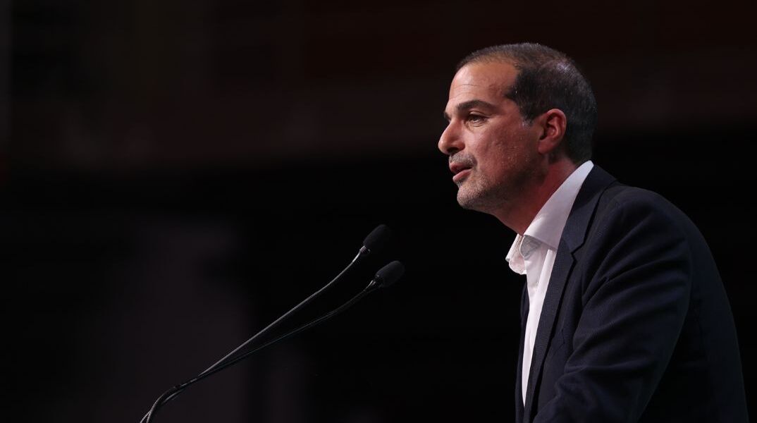 Σακελλαρίδης κατά Τσίπρα: «Επαναλαμβάνει τα λάθη του 2023»