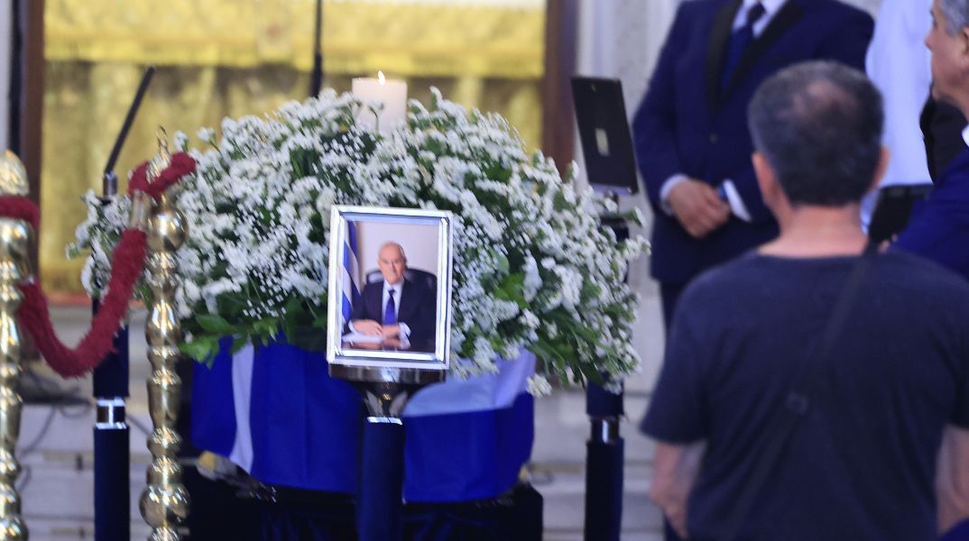 Στην Κόρινθο το τελευταίο «αντίο» στον Νίκο Ταγαρά -  Επικήδειο θα εκφωνήσει ο Κυριάκος Μητσοτάκης