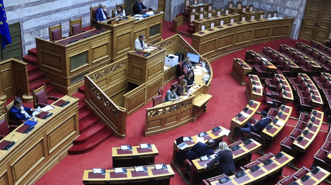 Βουλή: Κυρώθηκε ο νέος Κώδικας Χωροταξίας – Πολεοδομίας «Νίκος Ταγαράς»