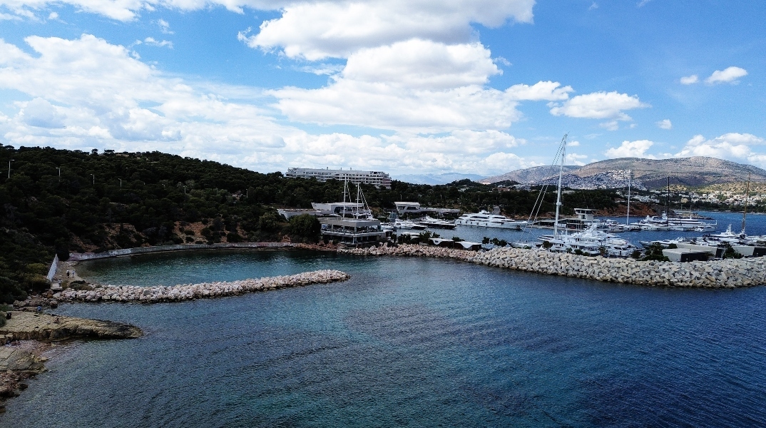 Καιρός αύριο: Στους 32 βαθμούς η θερμοκρασία – Πιθανές τοπικές βροχές σε Αττική και Θεσσαλονίκη
