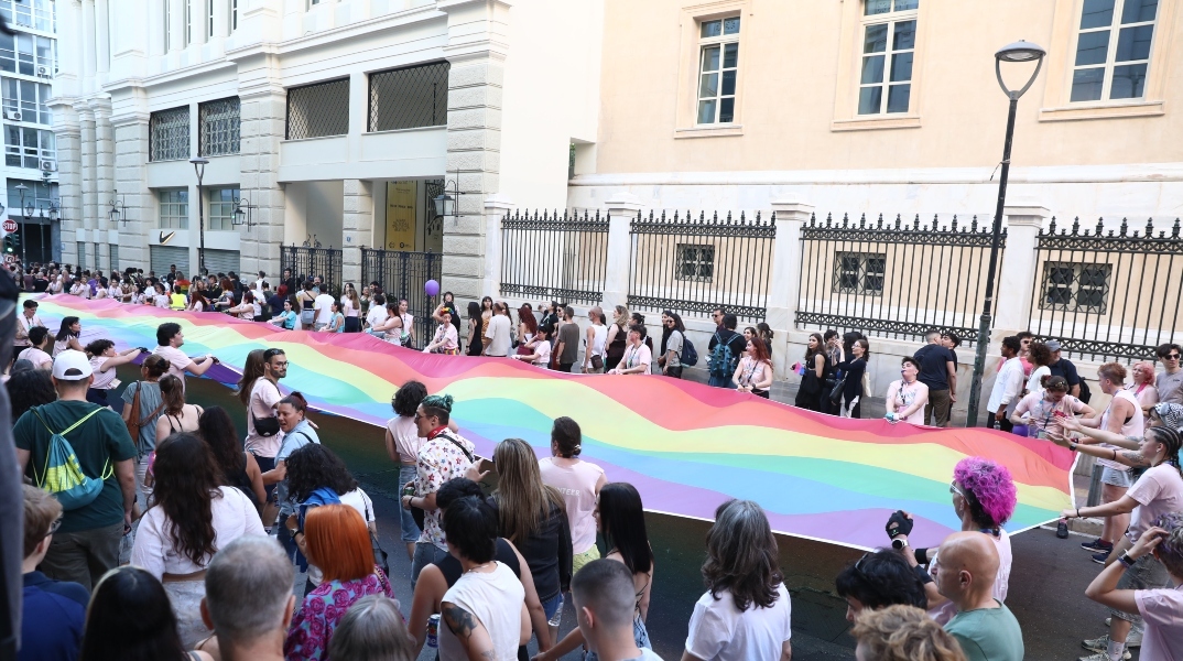 Ολοήμερες εκδηλώσεις του Athens Pride στο Σύνταγμα με παρέλαση και παράλληλες δράσεις	